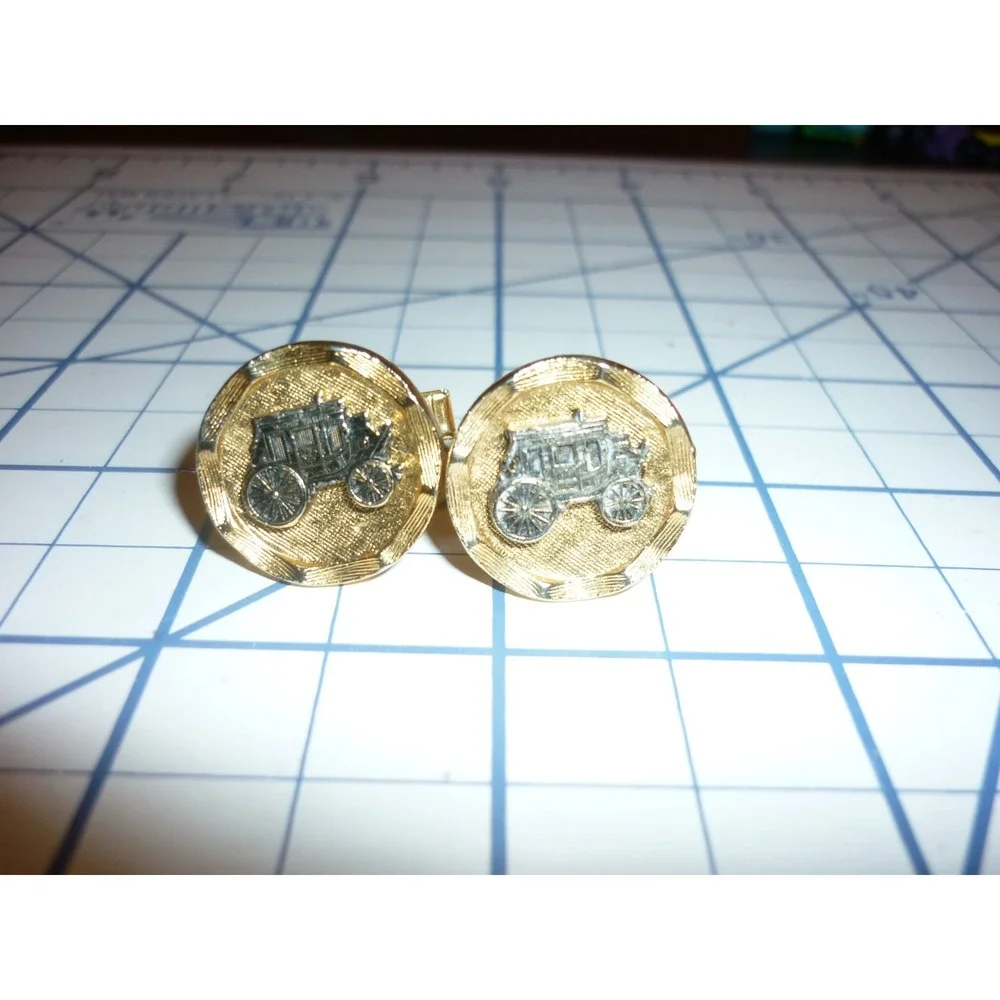 Vintage Mens‎ Round Stagecoach Cufflinks Gold Silver Two Tone Western Carriage